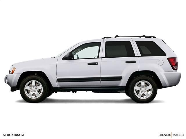 Photo of 2005 Jeep Grand Cherokee