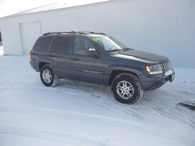 Photo of 2004 Jeep Grand Cherokee