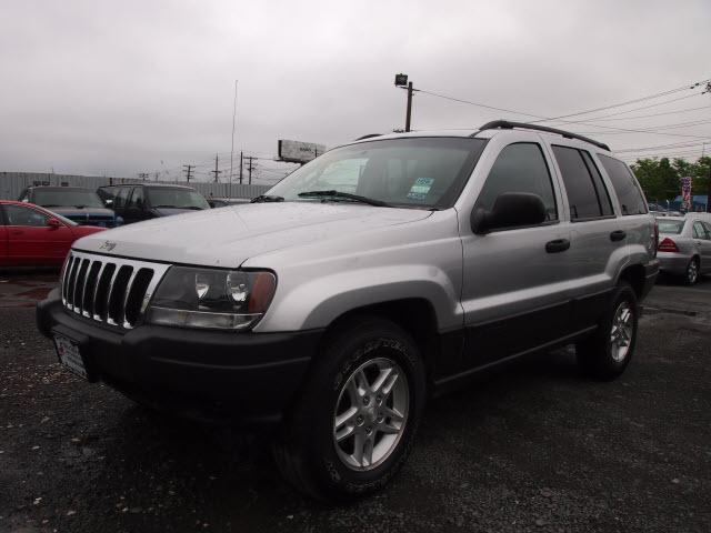 Photo of 2003 Jeep Grand Cherokee