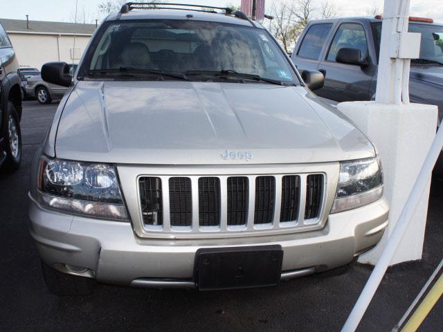 Photo of 2004 Jeep Grand Cherokee