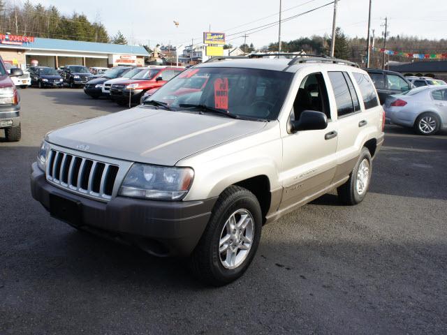 Photo of 2004 Jeep Grand Cherokee