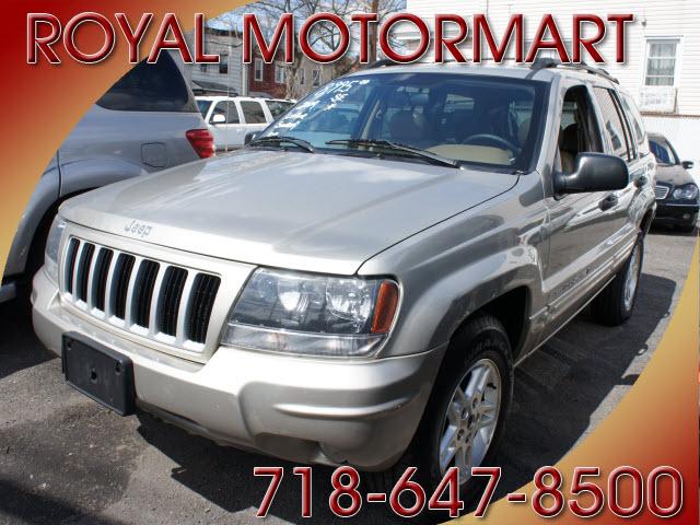 Photo of 2004 Jeep Grand Cherokee