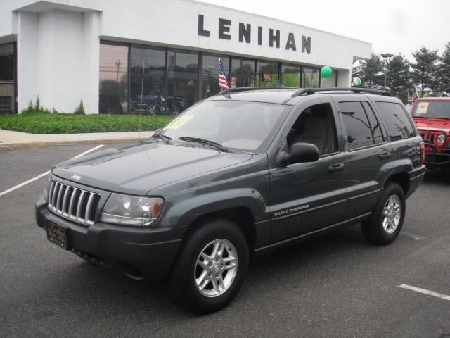Photo of 2004 Jeep Grand Cherokee