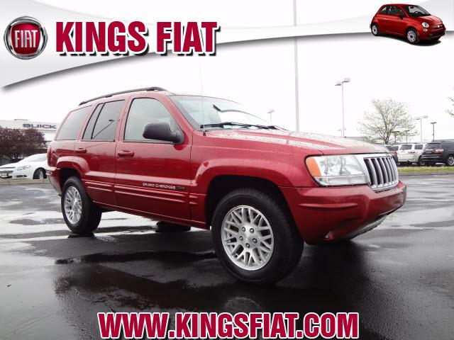Photo of 2004 Jeep Grand Cherokee