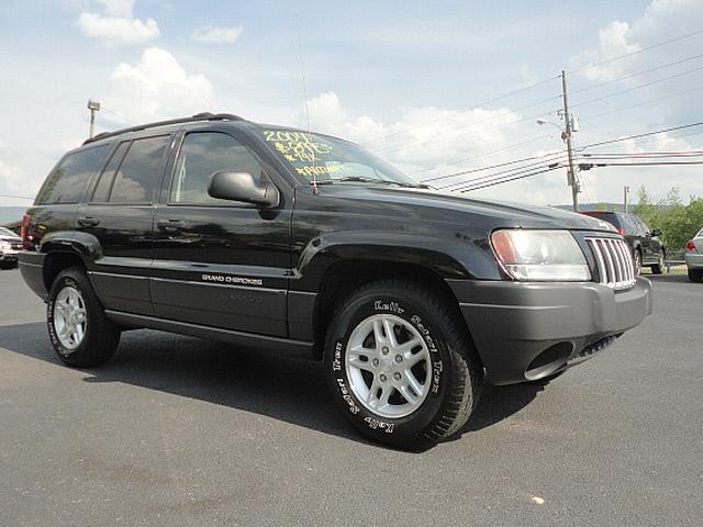 Photo of 2004 Jeep Grand Cherokee