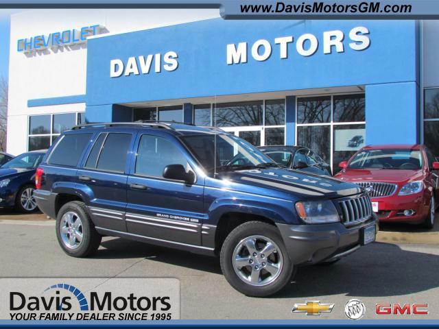Photo of 2004 Jeep Grand Cherokee