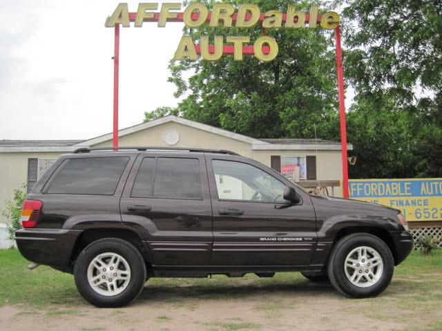 Photo of 2004 Jeep Grand Cherokee