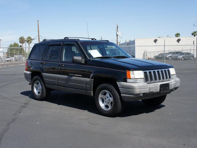 Photo of 1998 Jeep Grand Cherokee