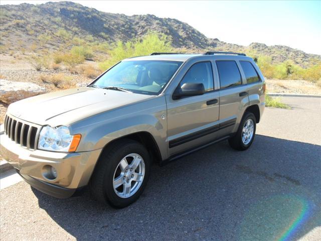 Photo of 2006 Jeep Grand Cherokee