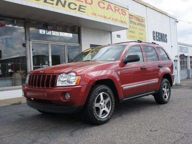 Photo of 2005 Jeep Grand Cherokee