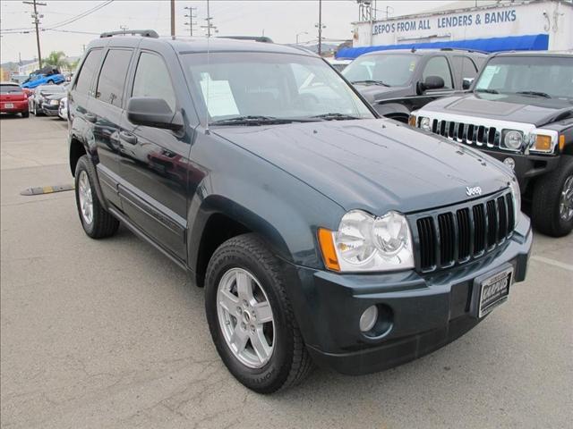 Photo of 2005 Jeep Grand Cherokee