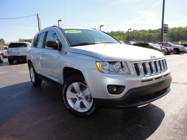 Photo of 2011 Jeep Compass