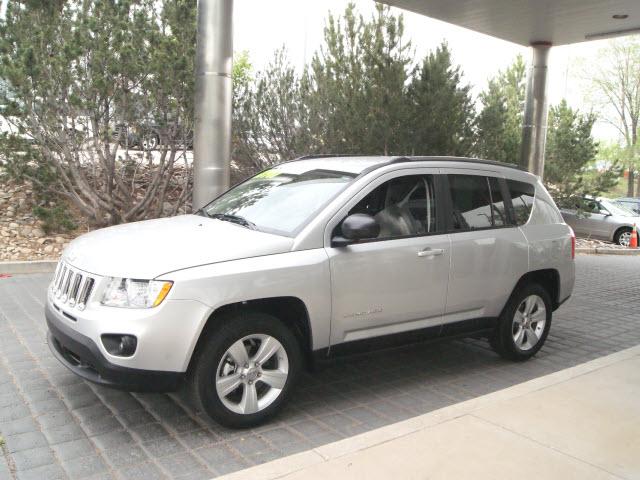 Photo of 2011 Jeep Compass