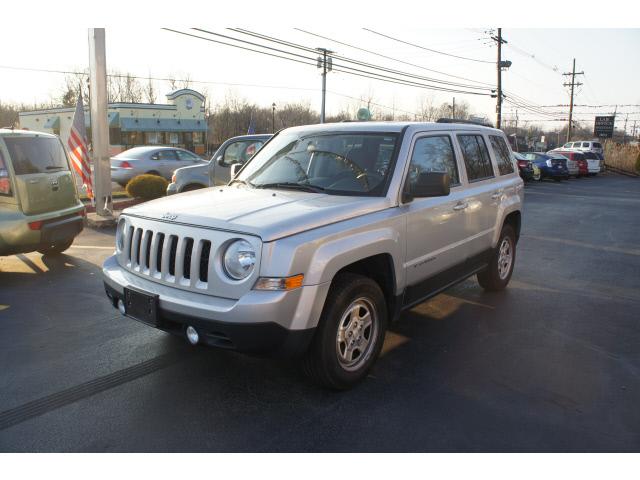 Photo of 2011 Jeep Patriot