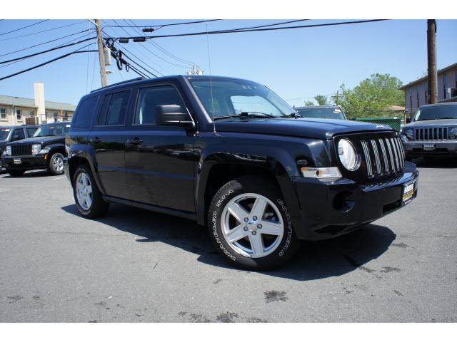 Photo of 2010 Jeep Patriot