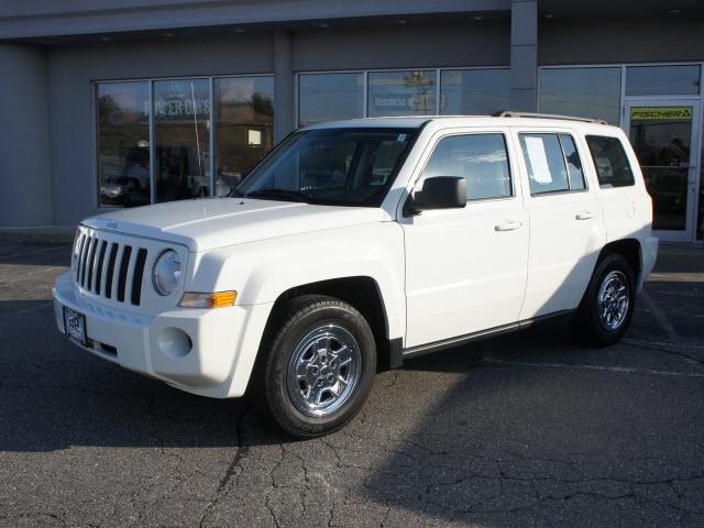 Photo of 2010 Jeep Patriot