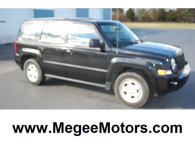 Photo of 2010 Jeep Patriot