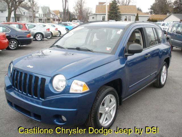 Photo of 2010 Jeep Compass