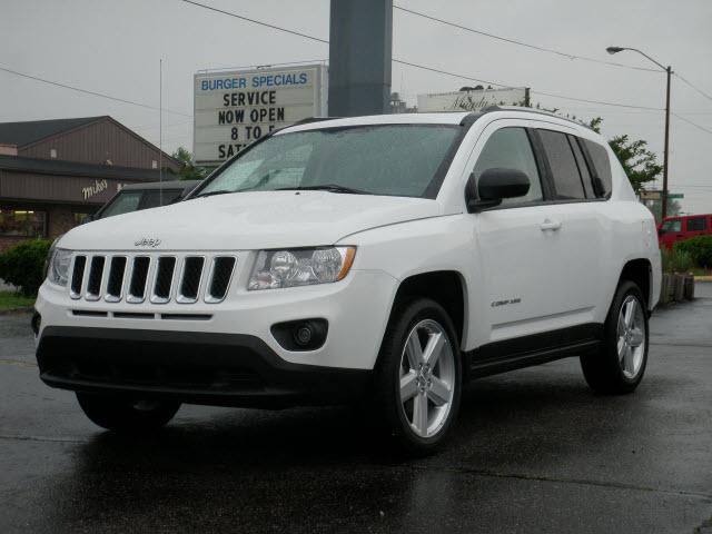 Photo of 2011 Jeep Compass