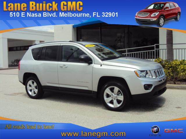 Photo of 2011 Jeep Compass
