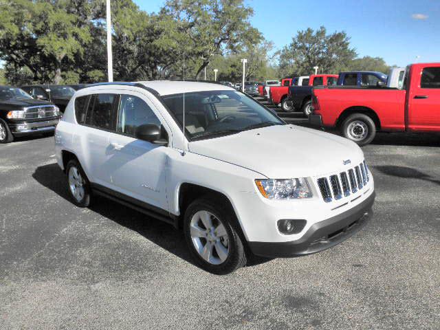 Photo of 2011 Jeep Compass