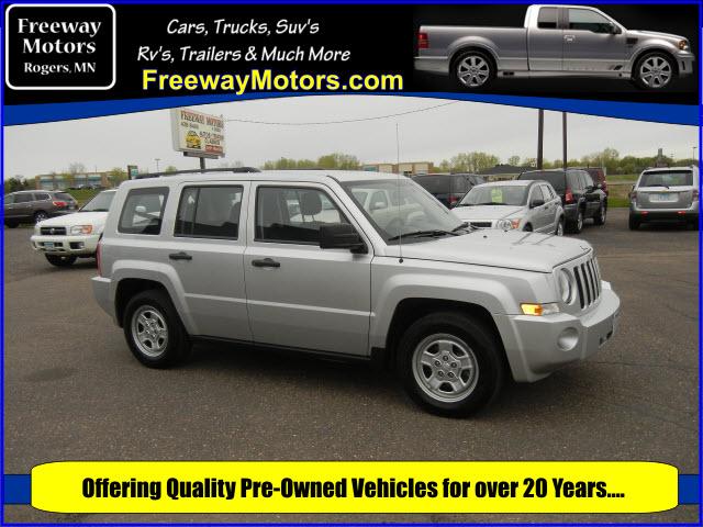Photo of 2010 Jeep Patriot