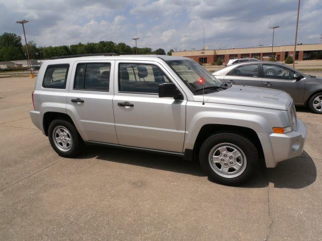 Photo of 2010 Jeep Patriot