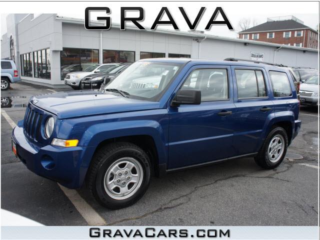 Photo of 2010 Jeep Patriot