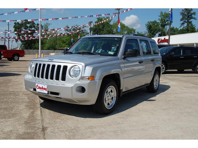 Photo of 2010 Jeep Patriot