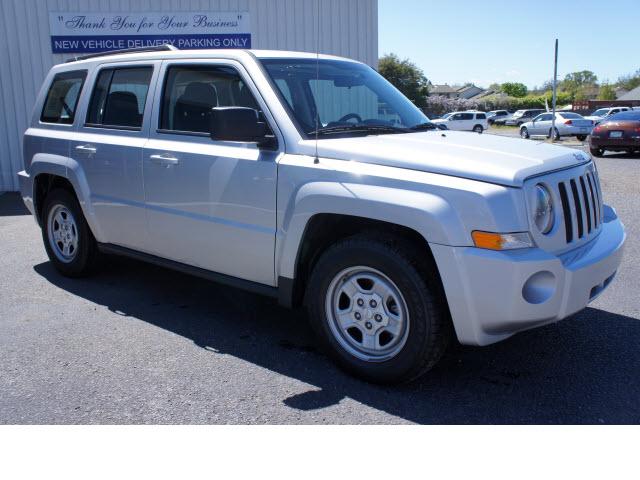 Photo of 2010 Jeep Patriot