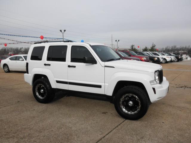 Photo of 2011 Jeep Liberty