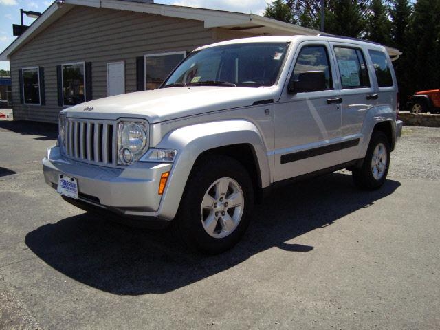 Photo of 2011 Jeep Liberty