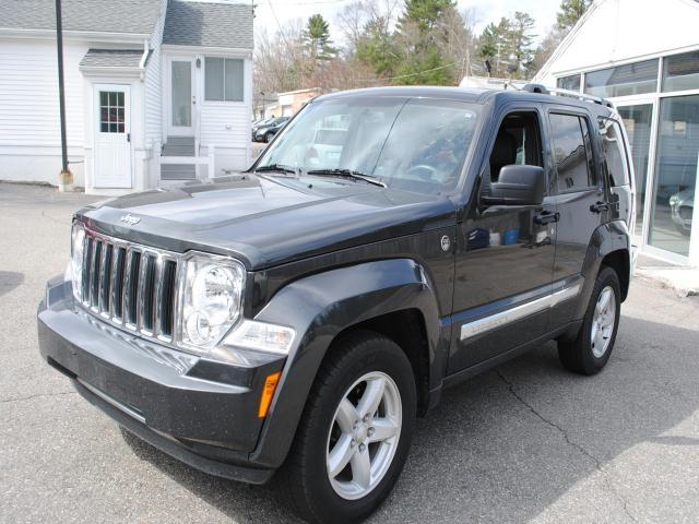 Photo of 2011 Jeep Liberty
