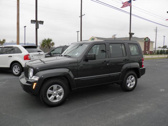 Photo of 2011 Jeep Liberty
