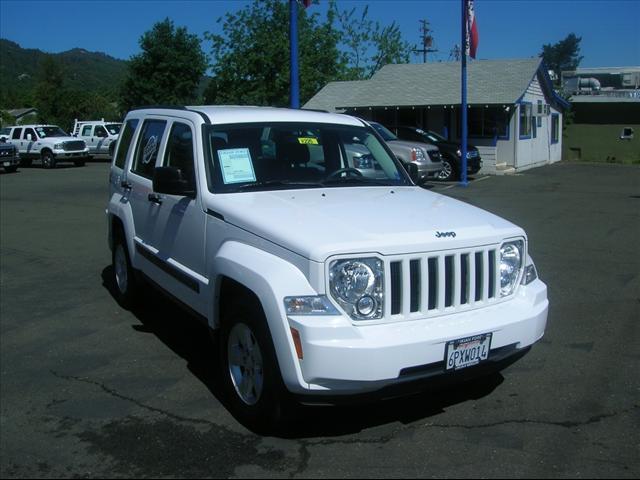 Photo of 2011 Jeep Liberty