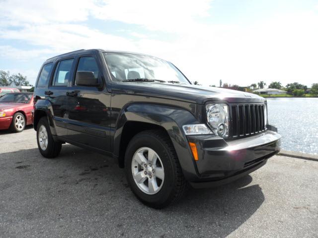 Photo of 2011 Jeep Liberty