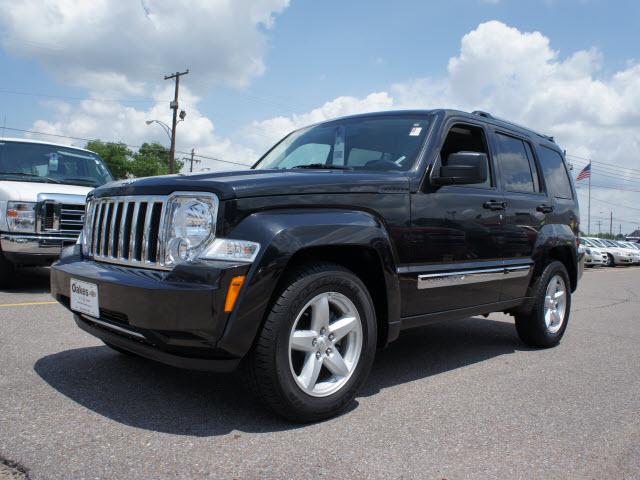 Photo of 2011 Jeep Liberty