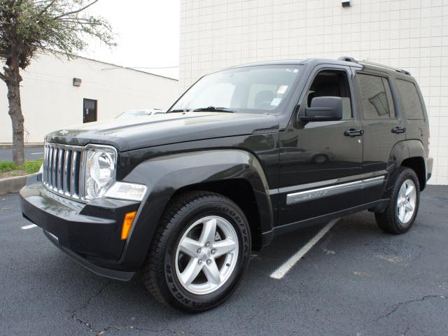 Photo of 2011 Jeep Liberty