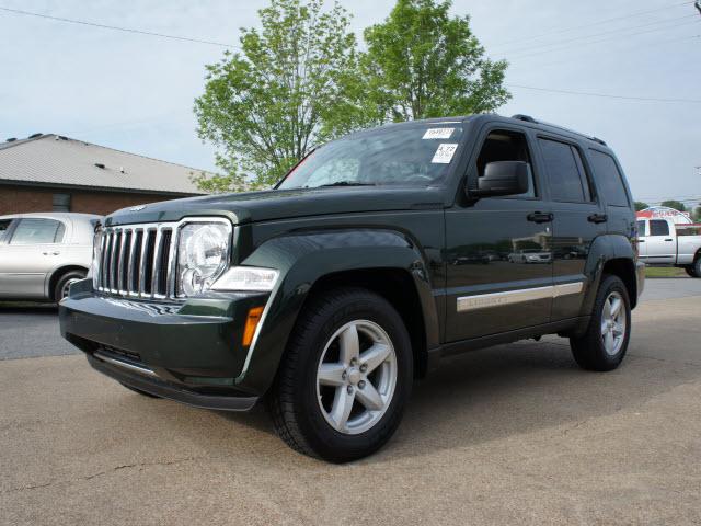 Photo of 2011 Jeep Liberty