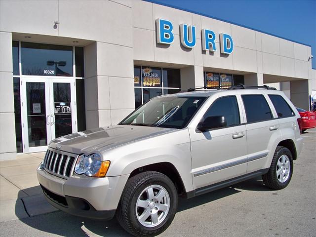 Photo of 2010 Jeep Grand Cherokee