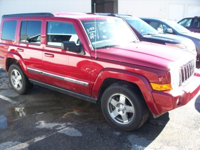 Photo of 2010 Jeep Commander