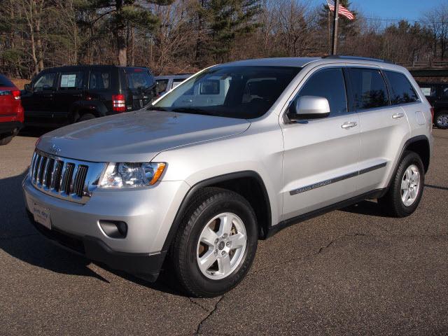 Photo of 2011 Jeep Grand Cherokee