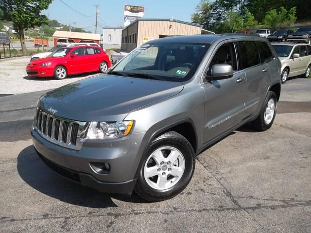 Photo of 2011 Jeep Grand Cherokee