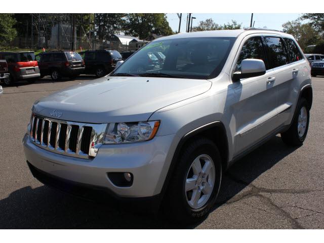 Photo of 2011 Jeep Grand Cherokee