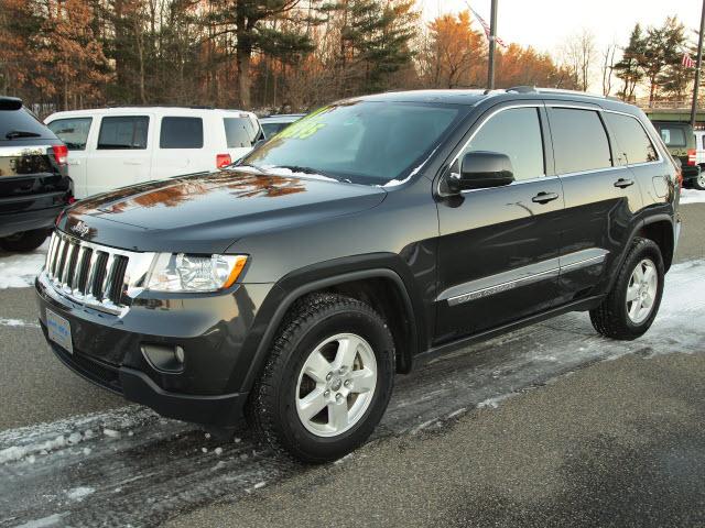 Photo of 2011 Jeep Grand Cherokee