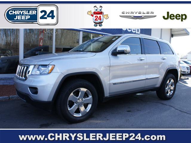 Photo of 2011 Jeep Grand Cherokee