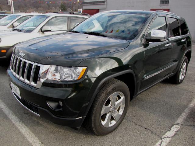 Photo of 2011 Jeep Grand Cherokee