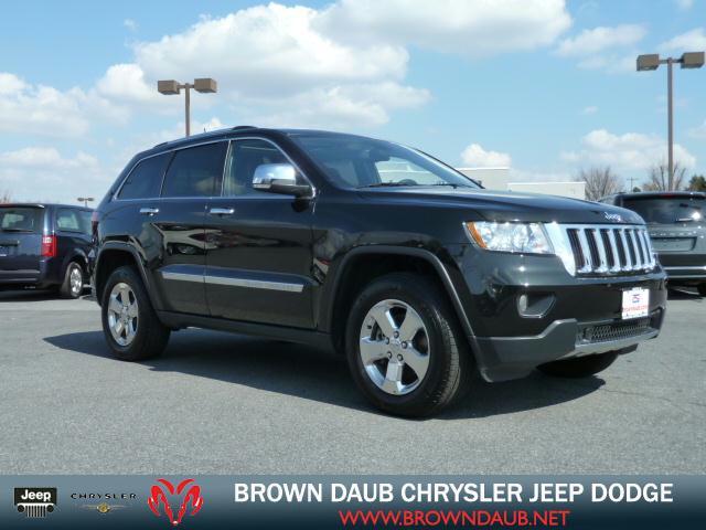 Photo of 2011 Jeep Grand Cherokee