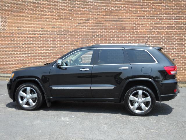 Photo of 2011 Jeep Grand Cherokee