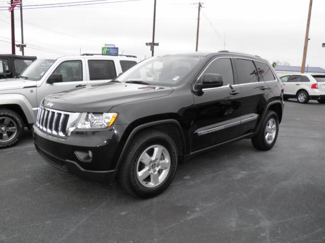 Photo of 2011 Jeep Grand Cherokee